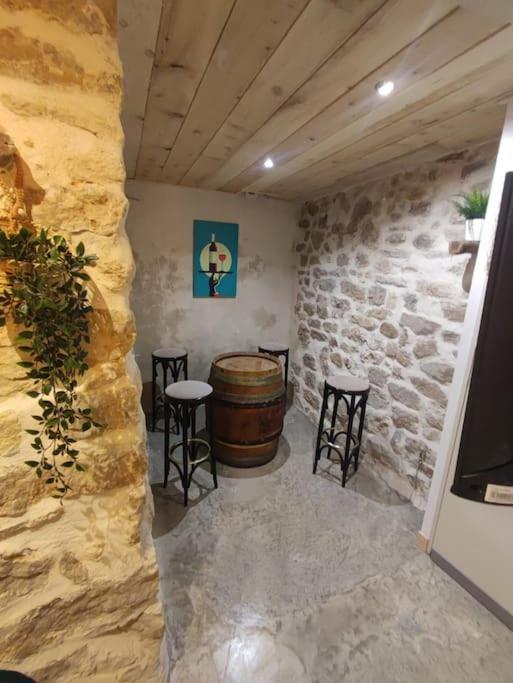 Appartement Cosy 2/4 Personnes La Roquebrussanne Ngoại thất bức ảnh