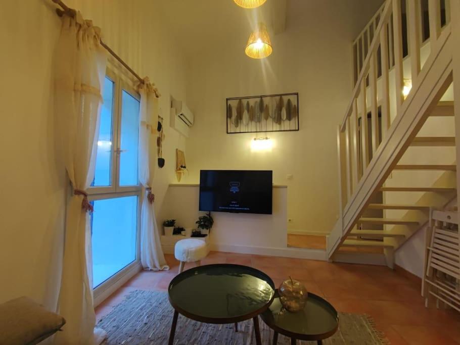 Appartement Cosy 2/4 Personnes La Roquebrussanne Ngoại thất bức ảnh
